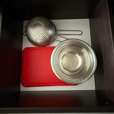 Zenna V Centre Mesta S Parkovanim Free Appartamento Zvolen