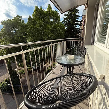 Zenna V Centre Mesta S Parkovanim Free *